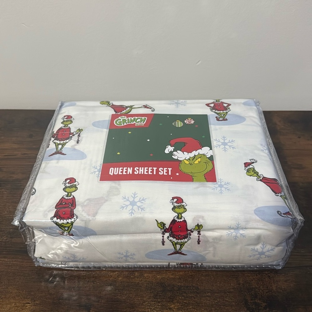 Dr Seuss THE GRINCH QUEEN Franco Cotton Sheet Set Christmas Holiday